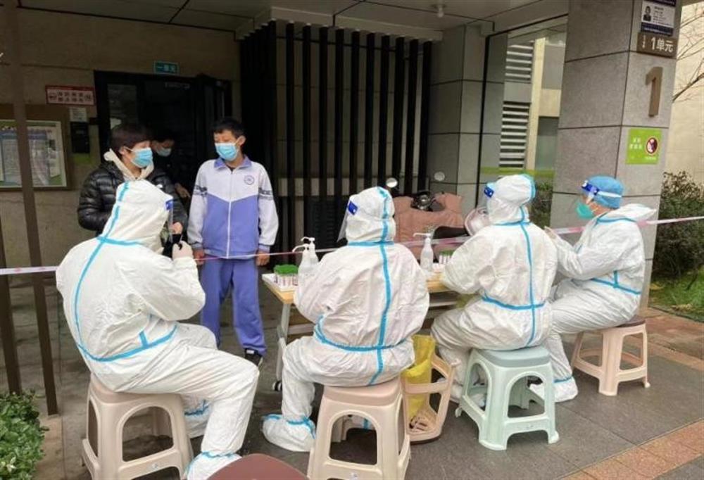 疫情防控 | 产发企管集团：助力疫情防控 践行责任担当